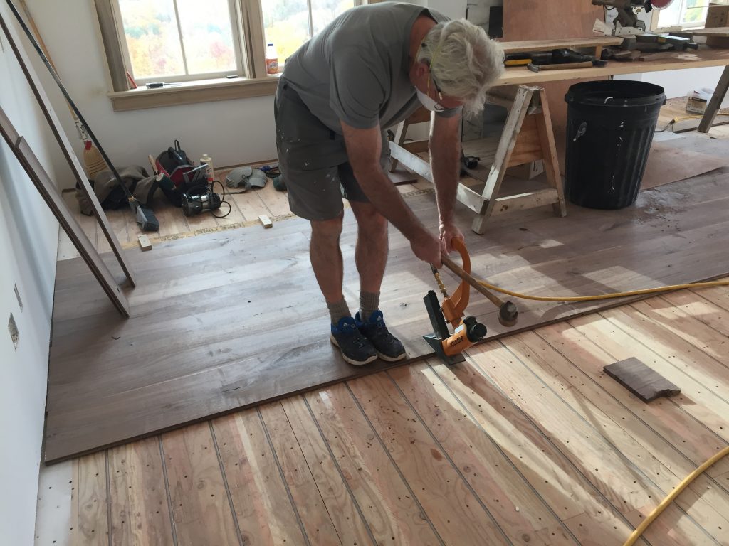 How to Install Hardwood Flooring - Setting Boards